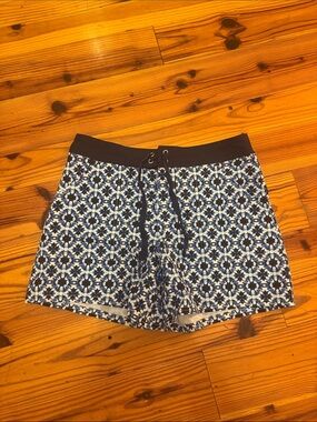 Tommy Bahama Navy and White Patterned Athletic Shorts